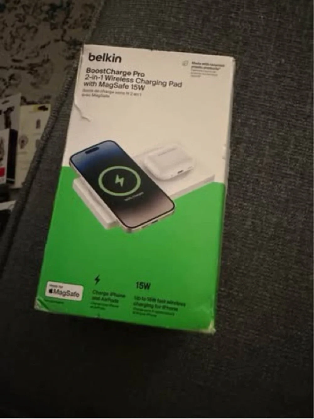 belkin White 2-in-1 Wireless Charging Pad